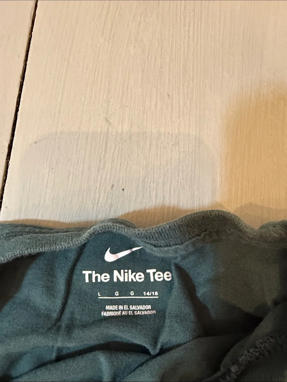 Nike design sleeve sporty